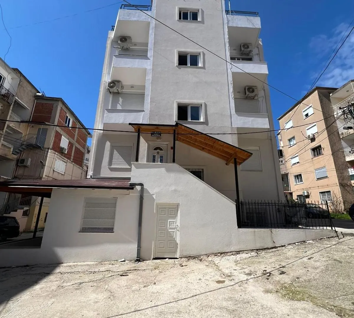 Properhome Saranda 0*, Sarande Albania
