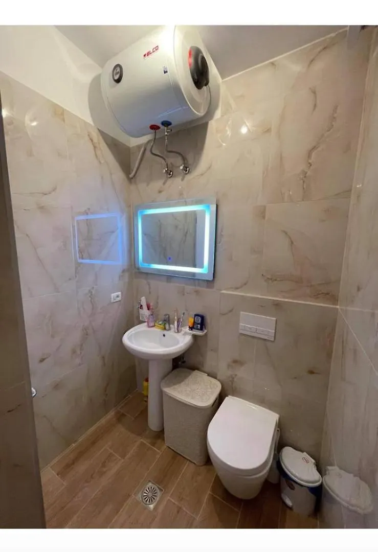 Properhome Saranda Apartment